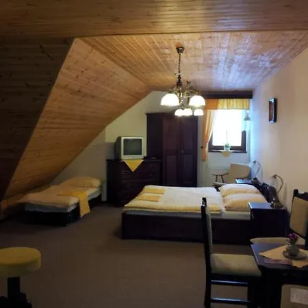 Privat Bella Pensionat 3*